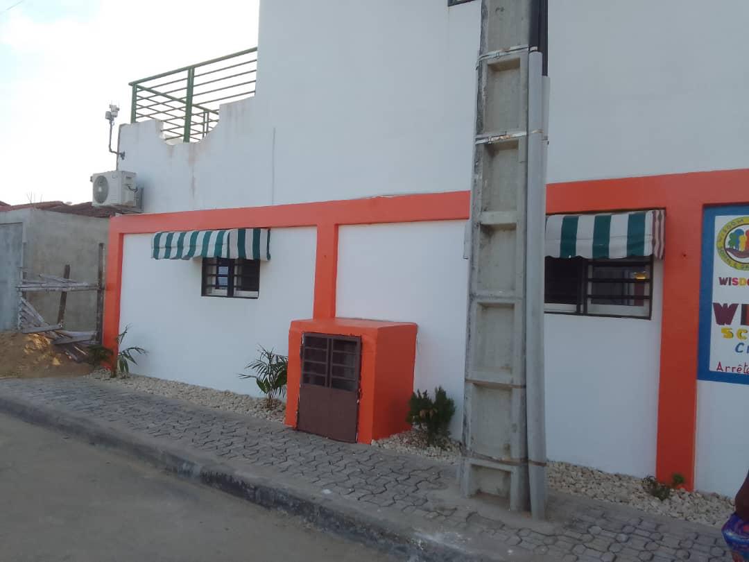 Entrée de Wisdom International School